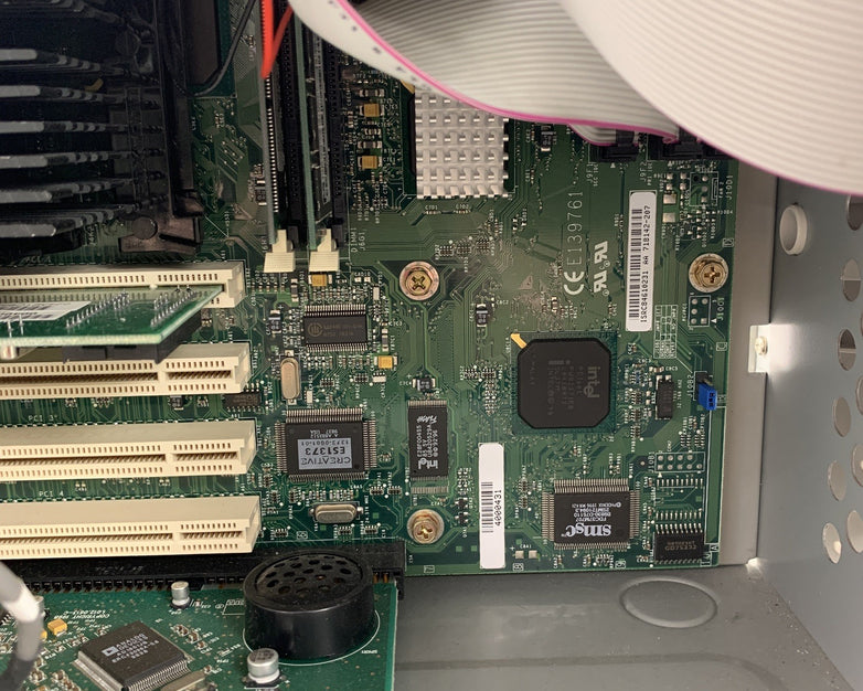 Gateway G6-350 Vintage Desktop Intel Pentium II 350 MHz 96 MB Ram No OS No HDD