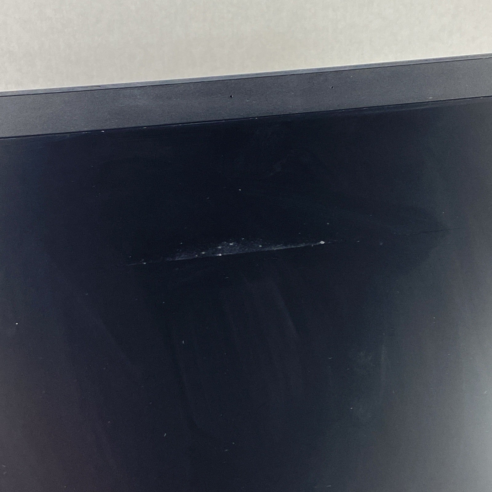 Dell Latitude 5580 Intel Core i5-7300U 2.60 GHz 8 GB RAM 15.6" No HDD No OS