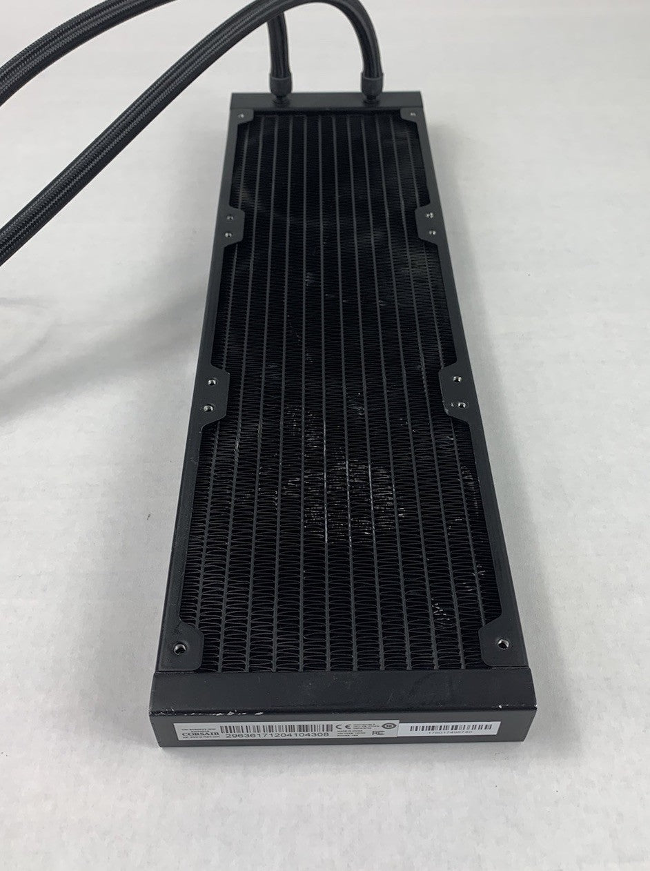 Corsair Hydro Series CW-9060031-WW Liquid Cooler Radiator - No Fans