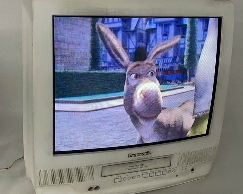 Panasonic PV-C2030W 20" CRT TV VCR & Radio Combo White