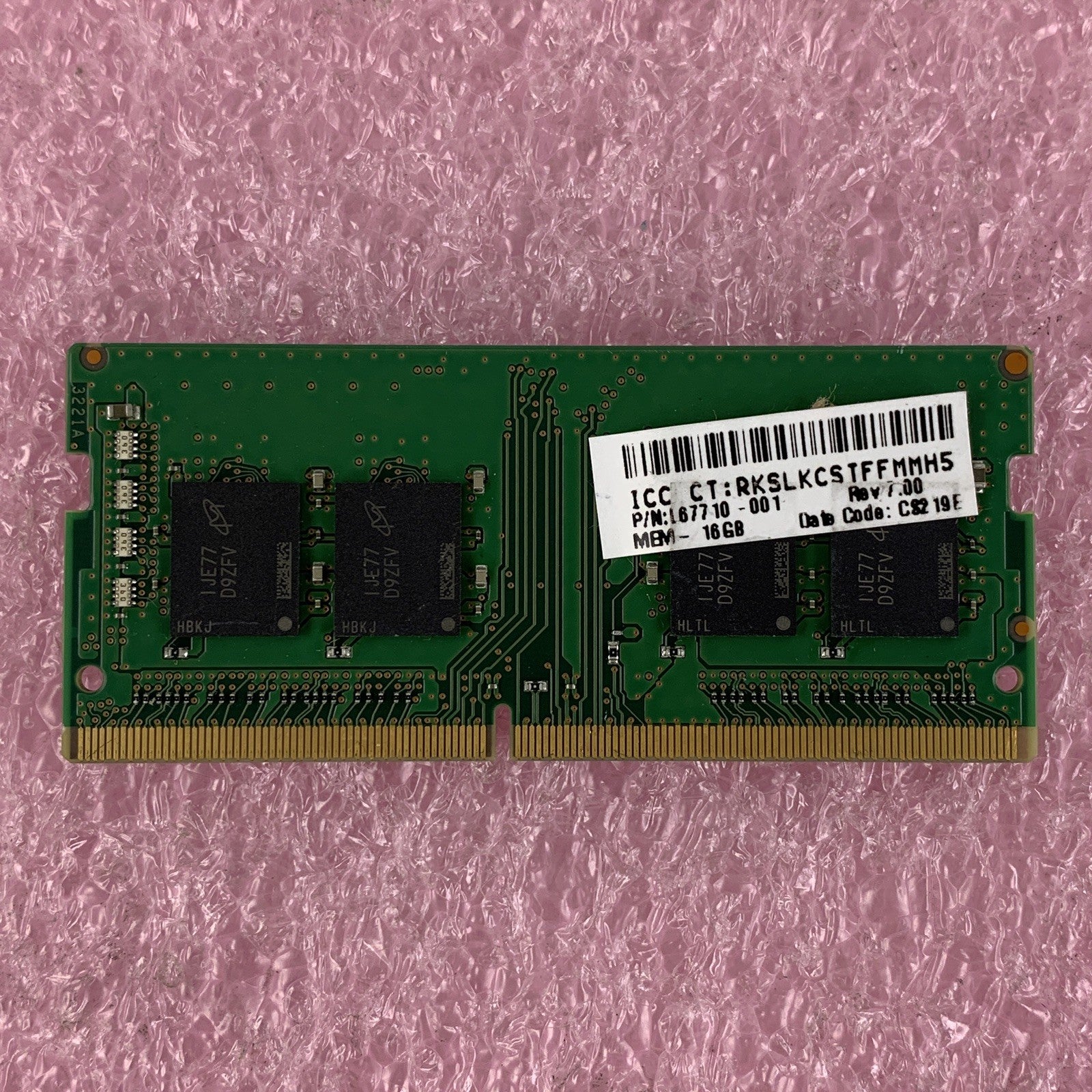 Micron MTA16ATF2G64HZ-2G3E1 16 GB 2Rx8 PC4-2400T Laptop Memory RAM SO-DIMM