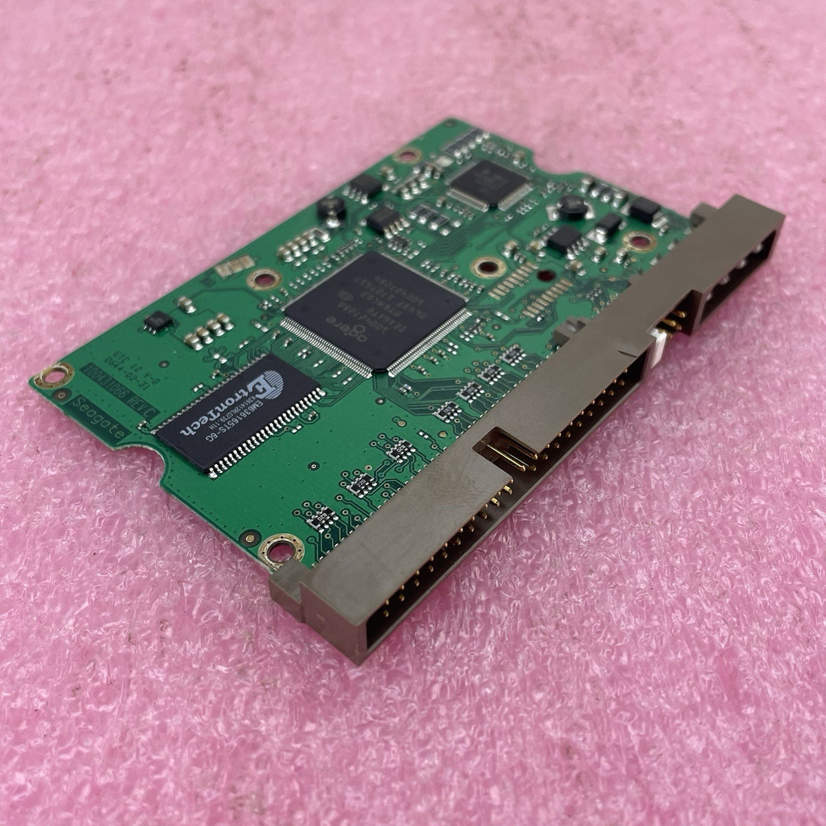Seagate 100431059 3.5" Hard Drive Control Board0