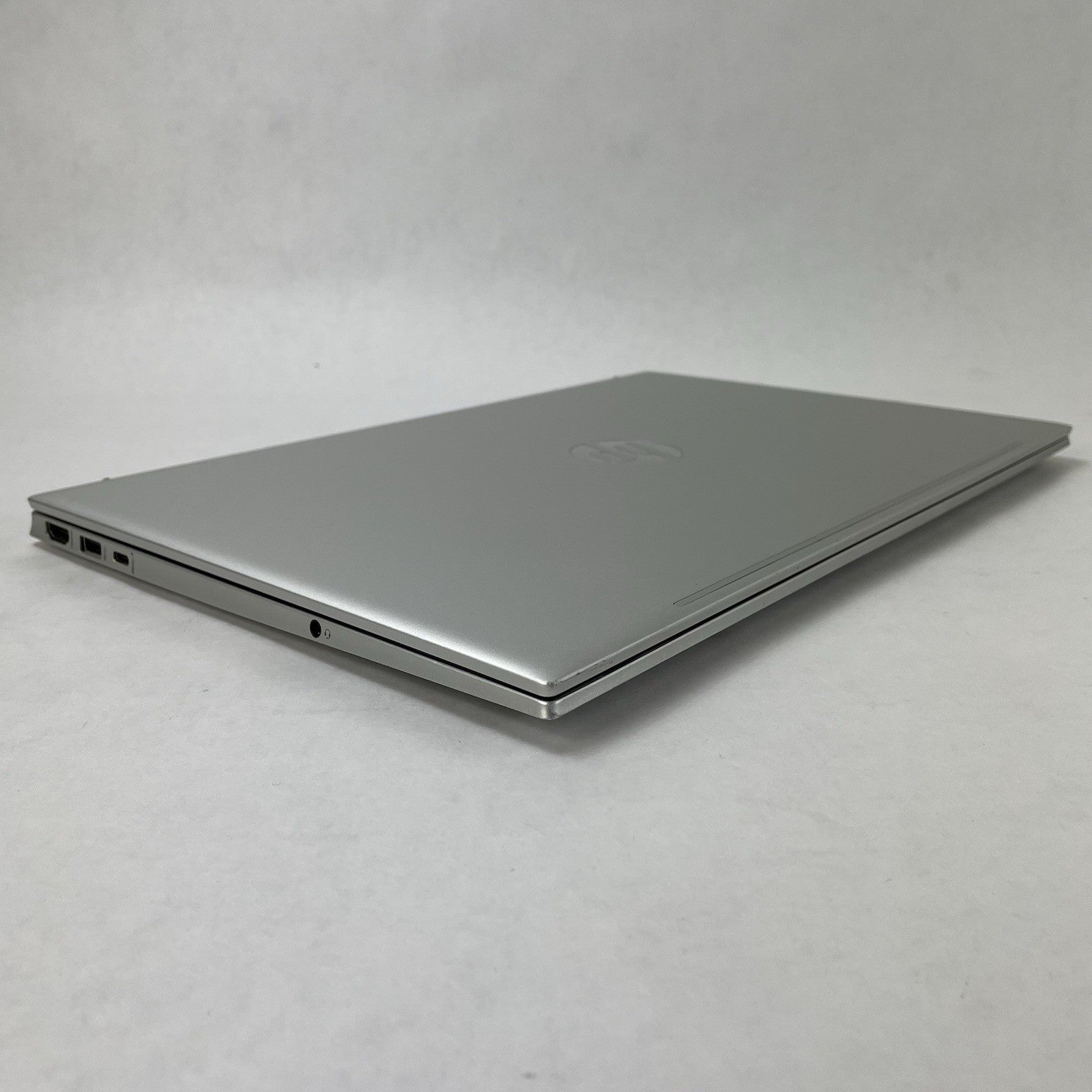 HP Pavilion 15t-eg300 15.6" i7-1355U 3.70 GHz 8 GB RAM No SSD/OS/AC11