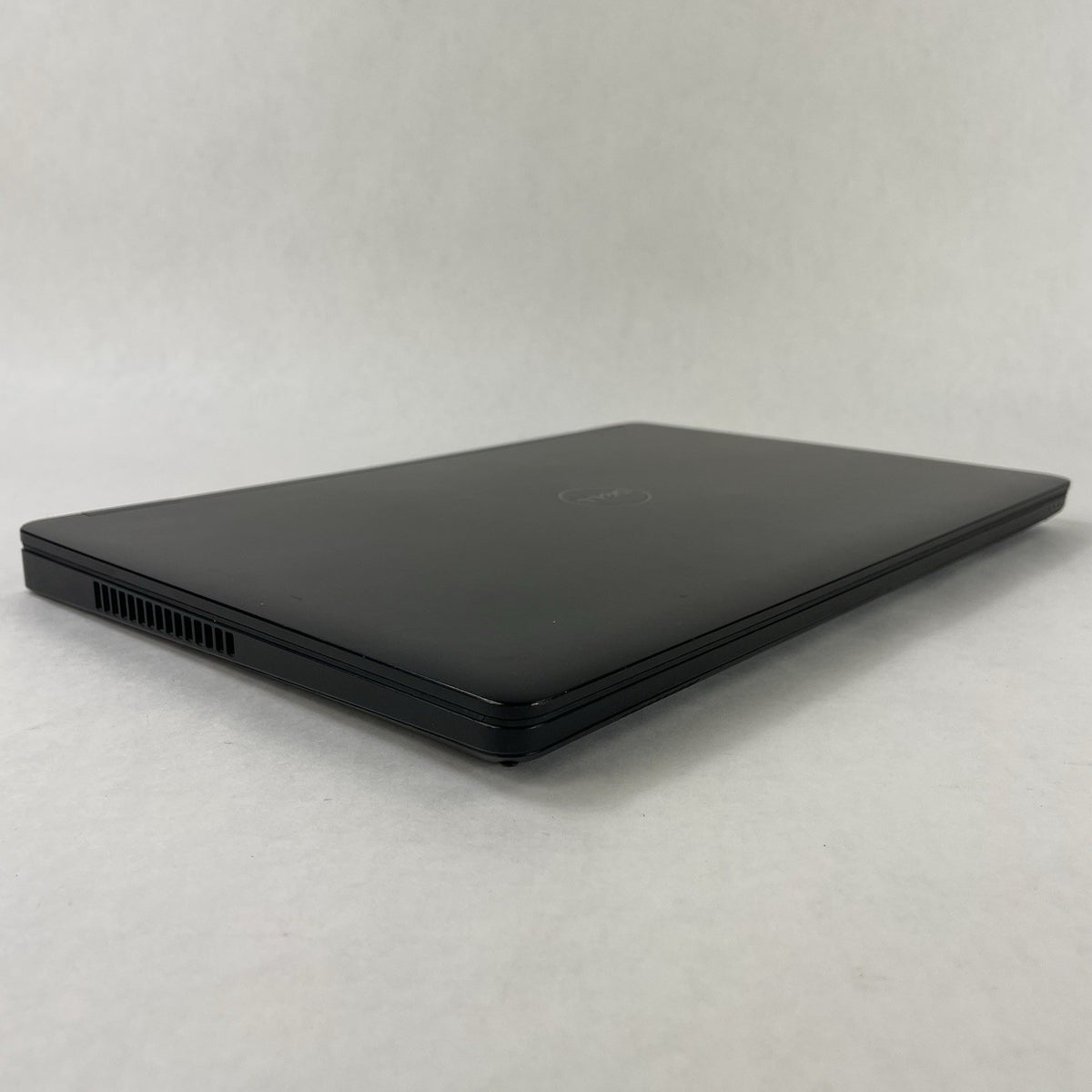 Dell Latitude E5570 15.6" i5-6200U 2.30 GHz 8 GB RAM No SSD/OS/AC13