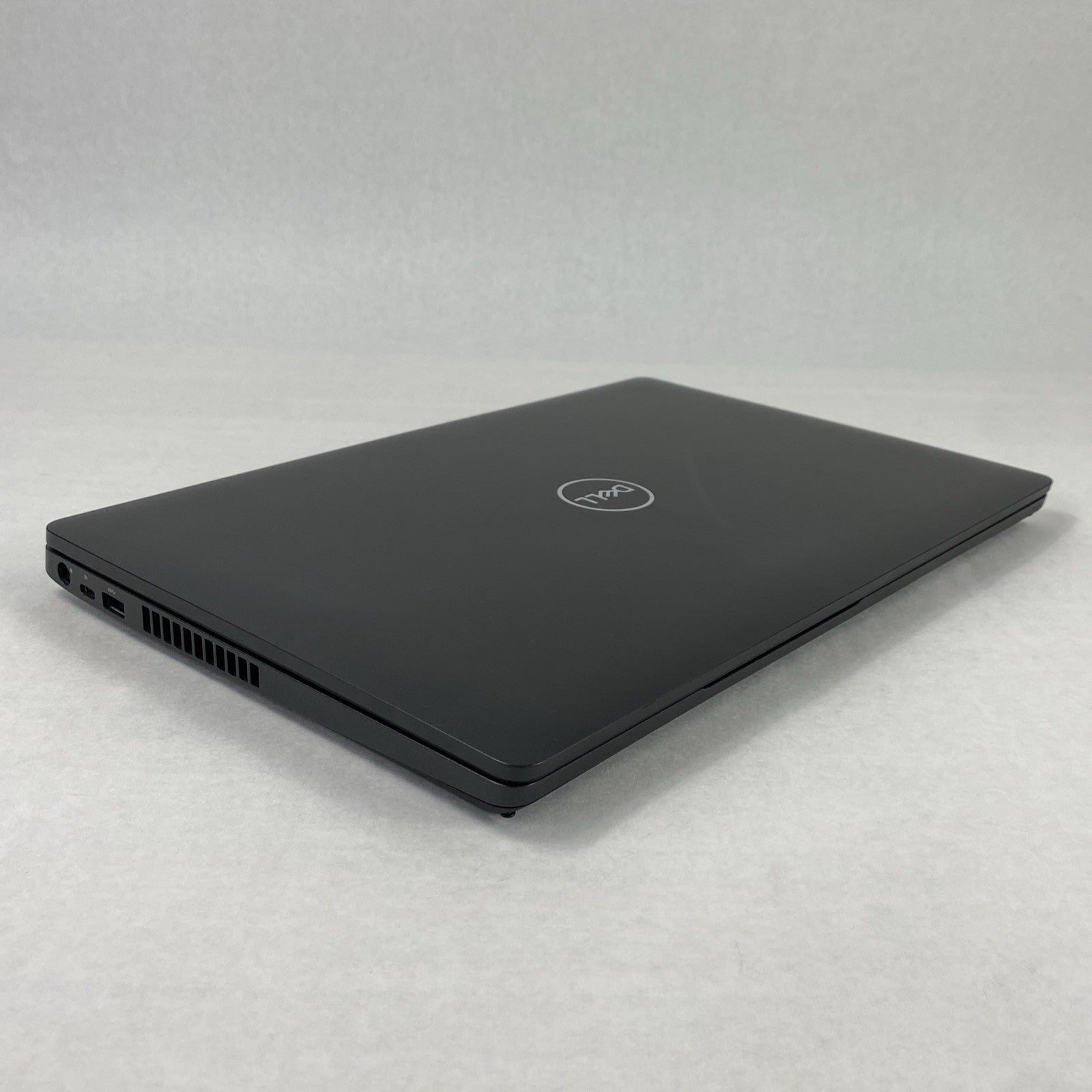 Dell Latitude 5500 Intel Core i5-8365U 1.60GHz 8GB RAM 15.6" No HDD No OS