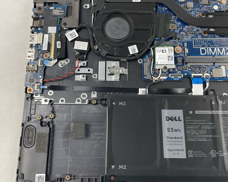 Dell Latitude 3510 15.6" i7-10510U 1.80 GHz 8 GB RAM No SSD/OS/AC