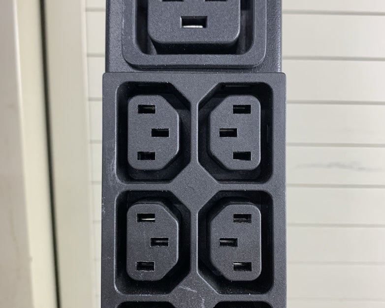 APC AP8841 Metered Rack PDU 6 Foot - Tested, Reset, and Working