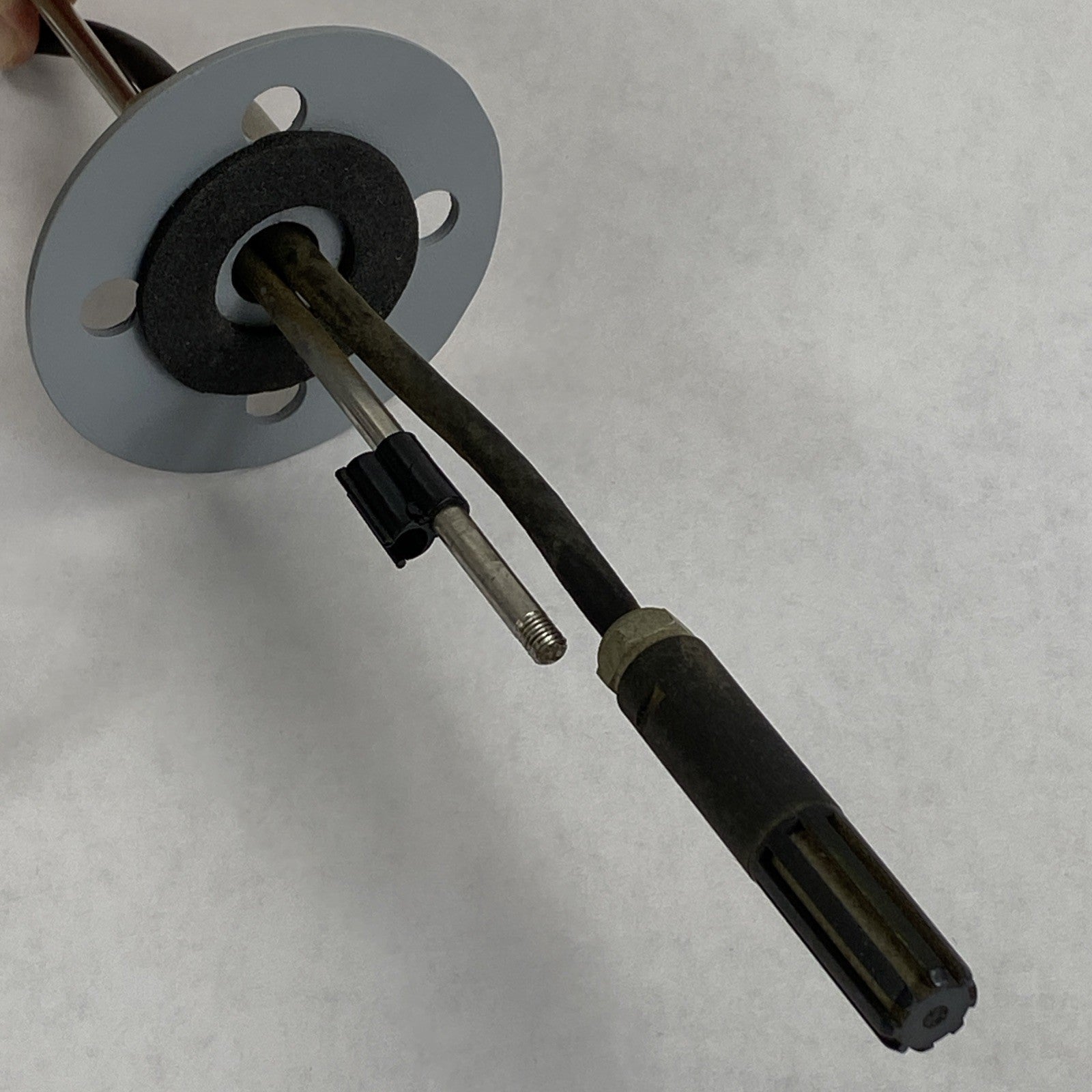 Vaisala HMP233 Humidity and Temperature Transmitter D2A1A2AA32A2B1A w/ Probe12