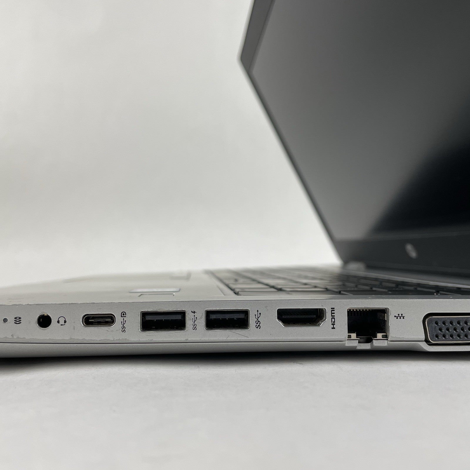 HP ProBook 650 G5 15.6" i5-8265U 1.60 GHz 8 GB RAM No SSD/OS/AC/Batt - Scratched6