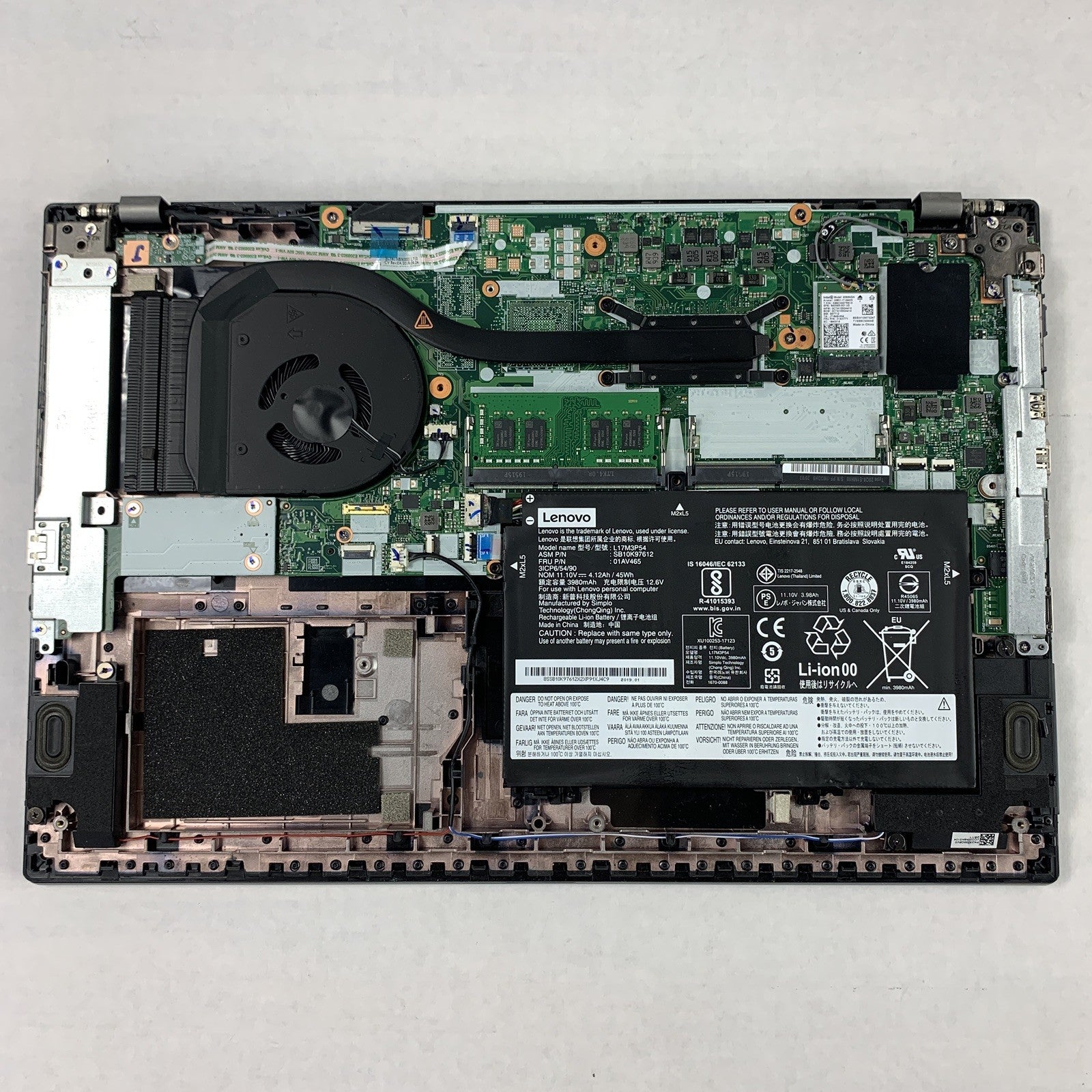 Lenovo ThinkPad L590 15" Laptop i5-8365U 1.6 GHz 8 GB Ram No OS No HDD No AC