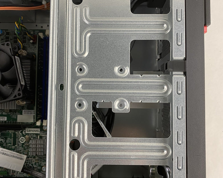 Lenovo ThinkCentre M700 MT Intel Core i7-6700 3.4GHz 1x8GB RAM No HDD No OS READ