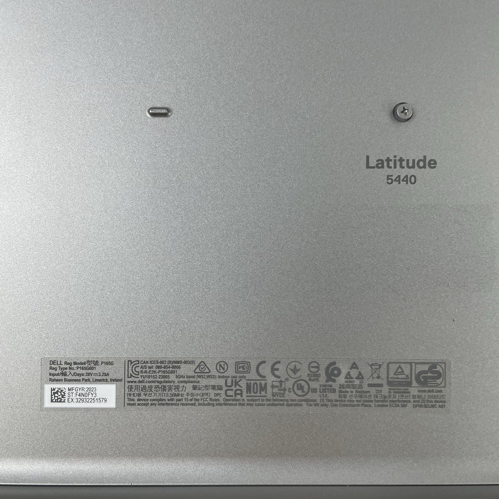 Dell Latitude 5440 14" i5-1345U 4.35 GHz 8 GB RAM No SSD/OS/AC14