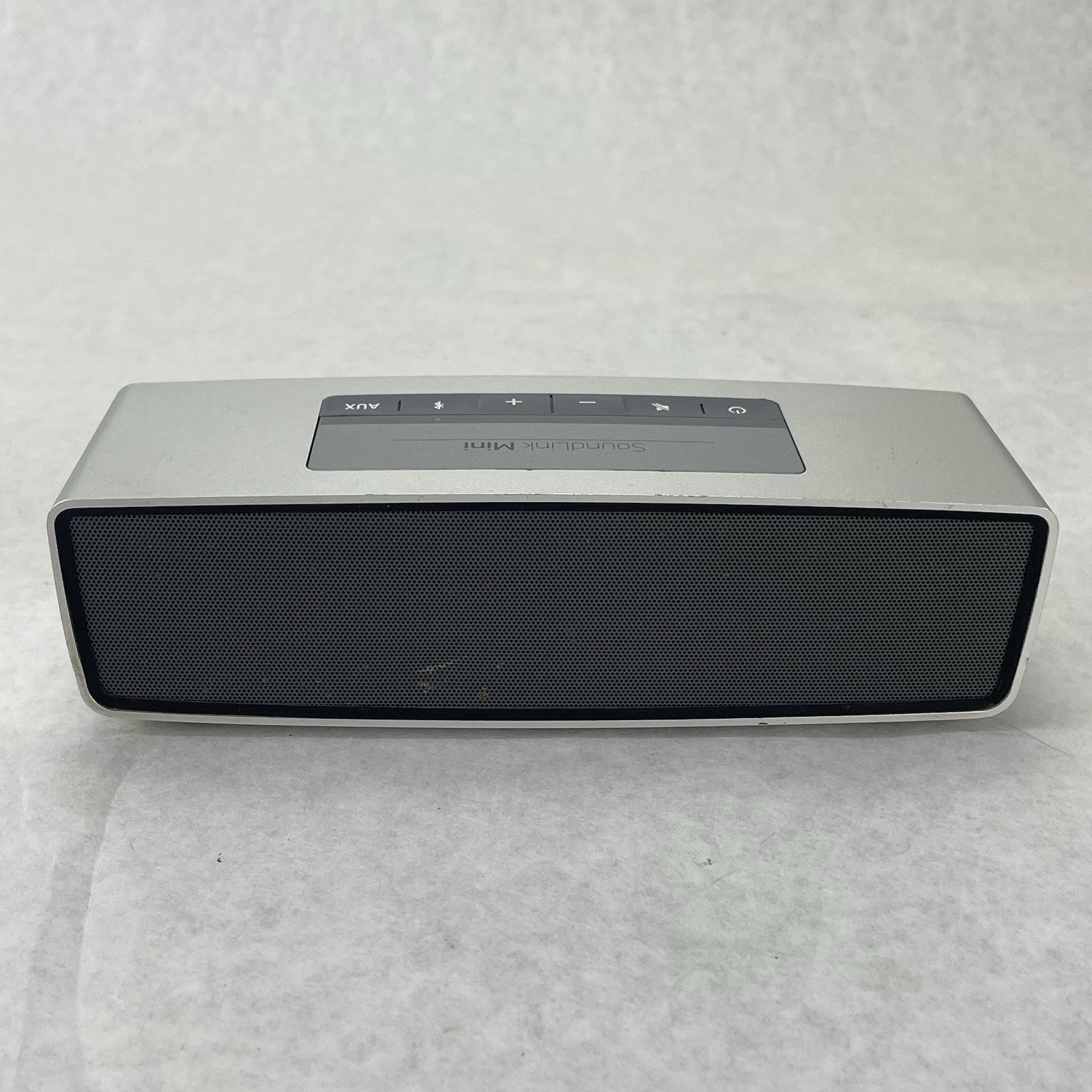 Bose SoundLink Mini Portable Bluetooth Speaker Silver 413295 No Power Cord4