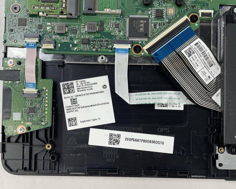 HP 15-dy1731ms 15.6" i3-1005G1 1.20 GHz 8 GB RAM No SSD/OS/AC