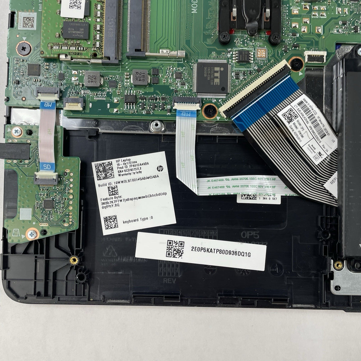 HP 15-dy1731ms 15.6" i3-1005G1 1.20 GHz 8 GB RAM No SSD/OS/AC17