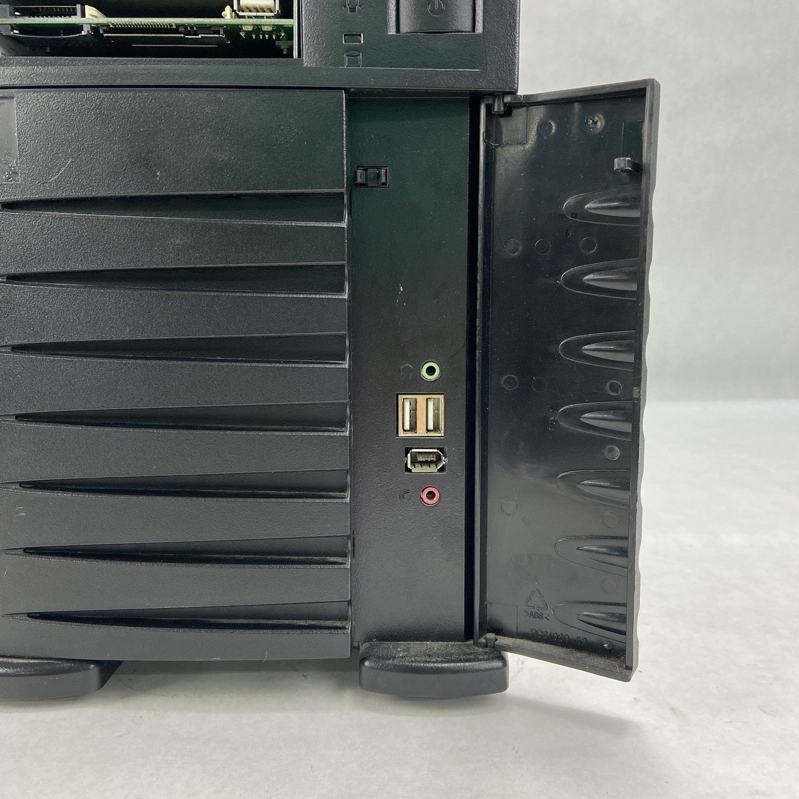 Chenbro PC61169 Mid Tower Case AGI HP-P3507F5W 350W PSU2