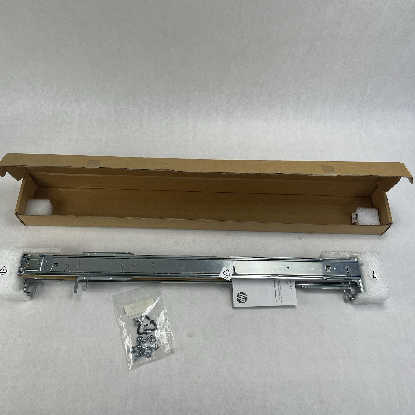 Hp 737412-001  Rack Rail Kit  Gen 8 for HP Proliant