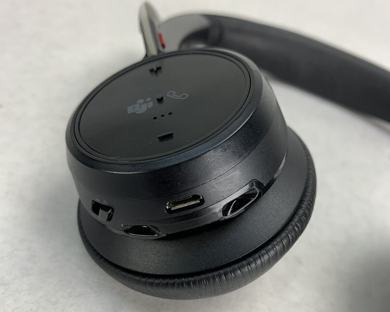 Plantronics Poly Voyager Focus 2 Wireless Headset