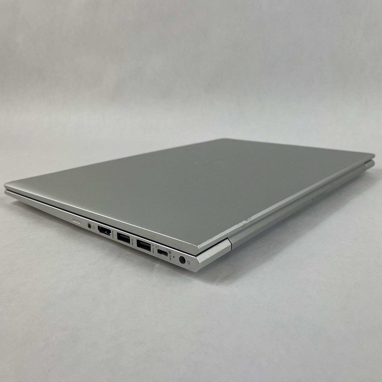 HP EliteBook 655 G9 15.6" AMD Ryzen 5 Pro 5675U 2.30 GHz 8 GB RAM No SSD/OS/AC9
