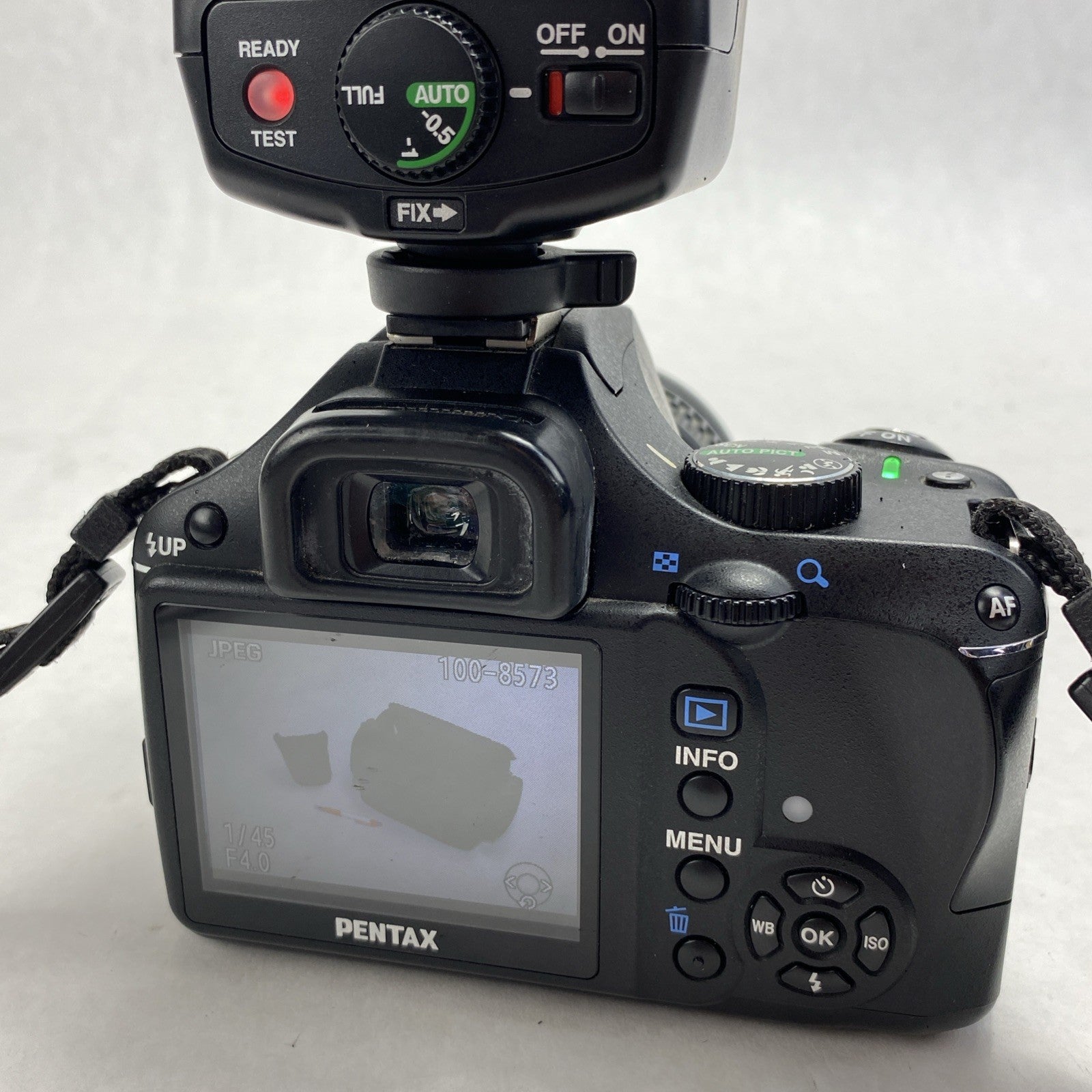 Pentax K2000 DSLR 10.2 MP Digital Camera With Bag And Flash No Cable - Tested9