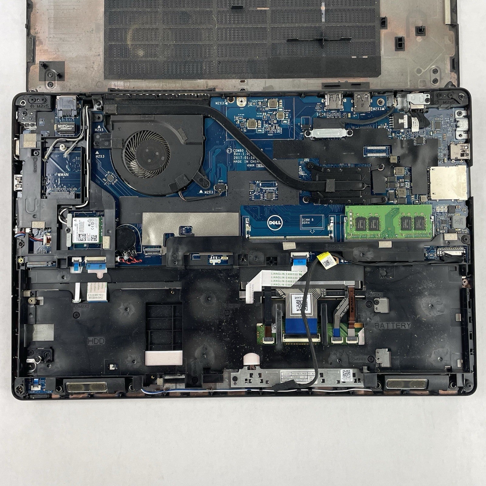 Dell Latitude 5580 15.6" i5-7300U 2.60 GHz 8 GB RAM No SSD/OS/Batt - Bad Corner18