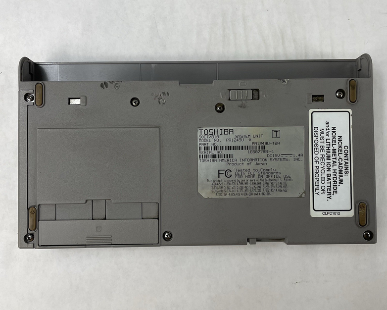 Toshiba Libretto 50 ct 6" Intel Pentium 16 MB RAM No HDD/OS/AC/Battery - READ