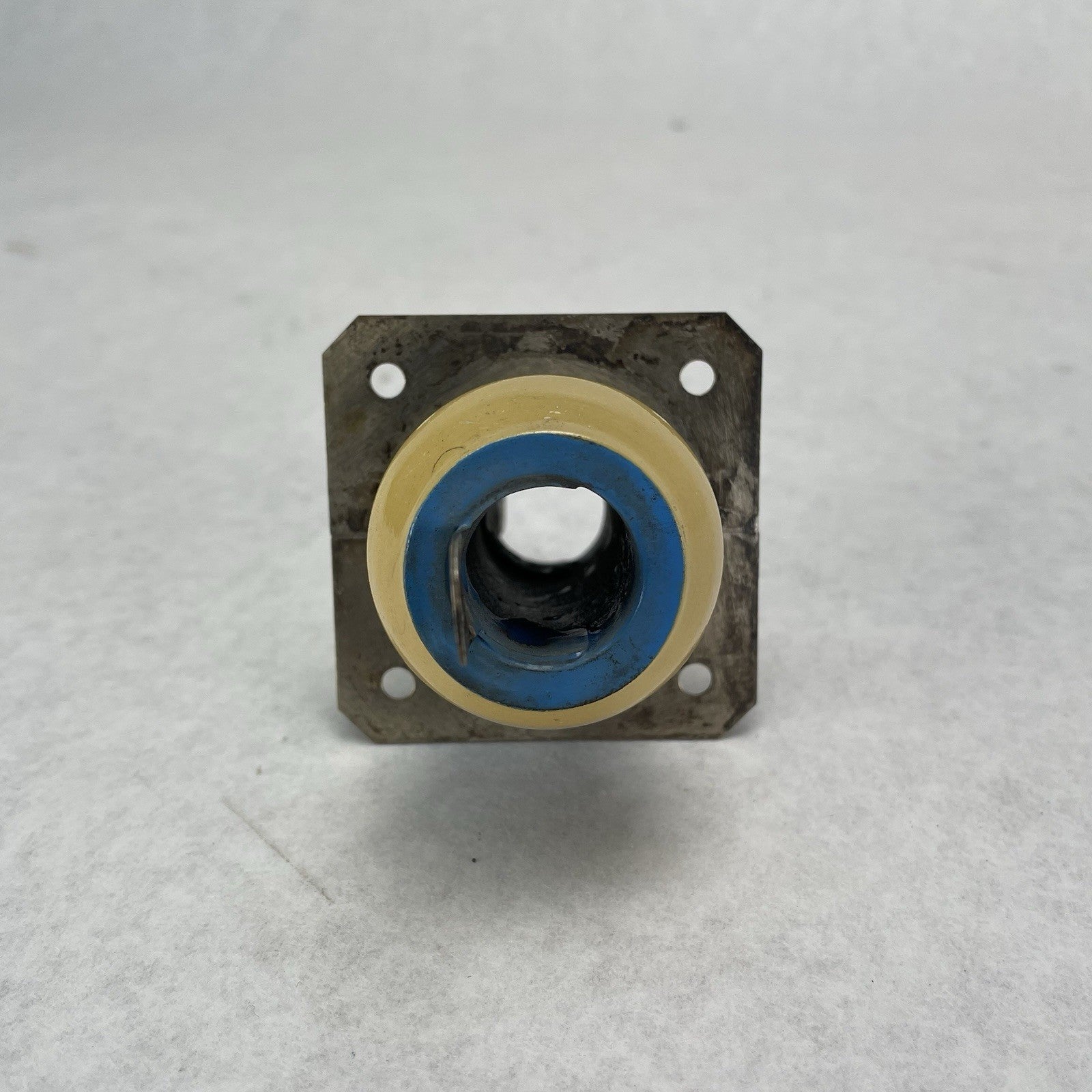 DS 030070 RF Power Feed-Through Capacitor