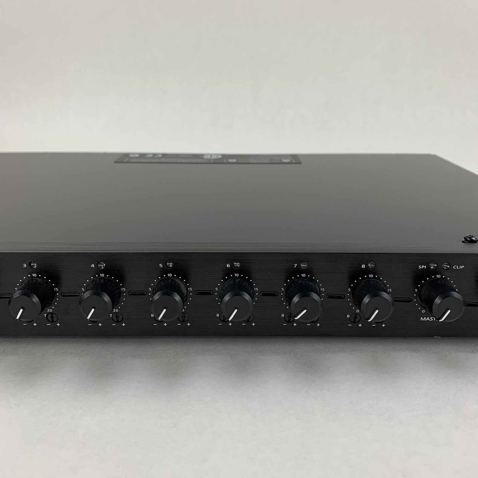 Crown 28M Eight Input Two Output Pre-Amplifier Mixer Tested