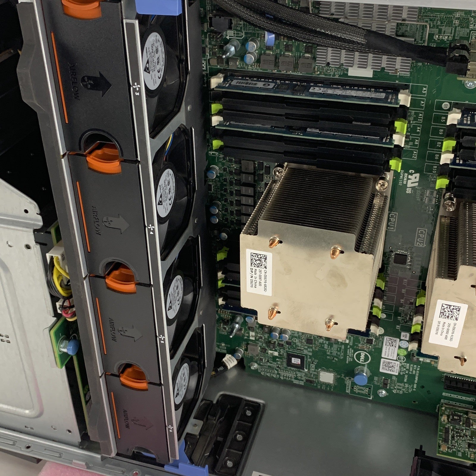 Dell Poweredge T620 Server 2x E5-2609 2.4 GHz 32 GB Ram Perc H710 No OS No HDD