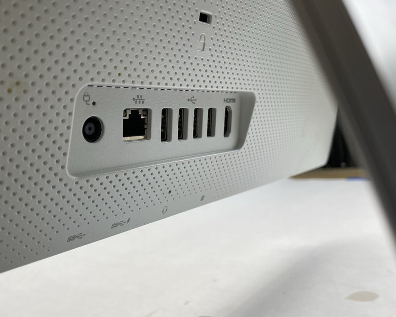 HP Pavilion 23-q242 AMD A6-7310 2.0 GHz 8 GB Ram No HDD No OS