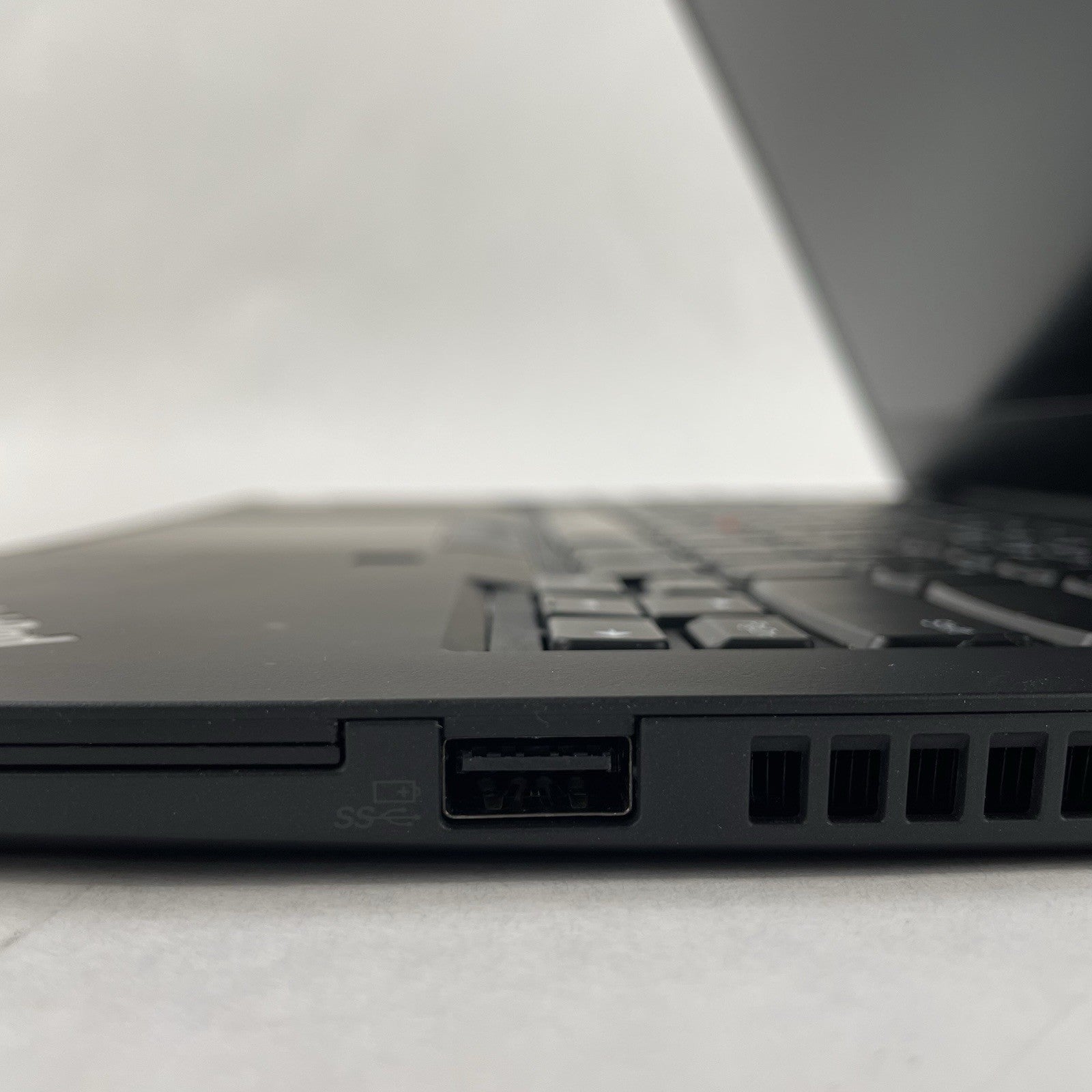 Lenovo ThinkPad T14 Gen 1 14" i5-10310U 1.70 GHz 8 GB RAM No SSD/OS/AC/Batt10