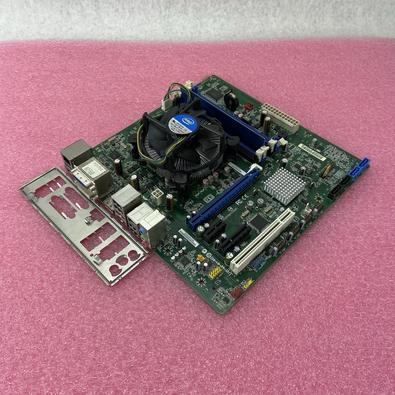 Intel DQ67SW Motherboard Intel Core i5-2500K 3.3GHz 4GB RAM w/IO Shield0