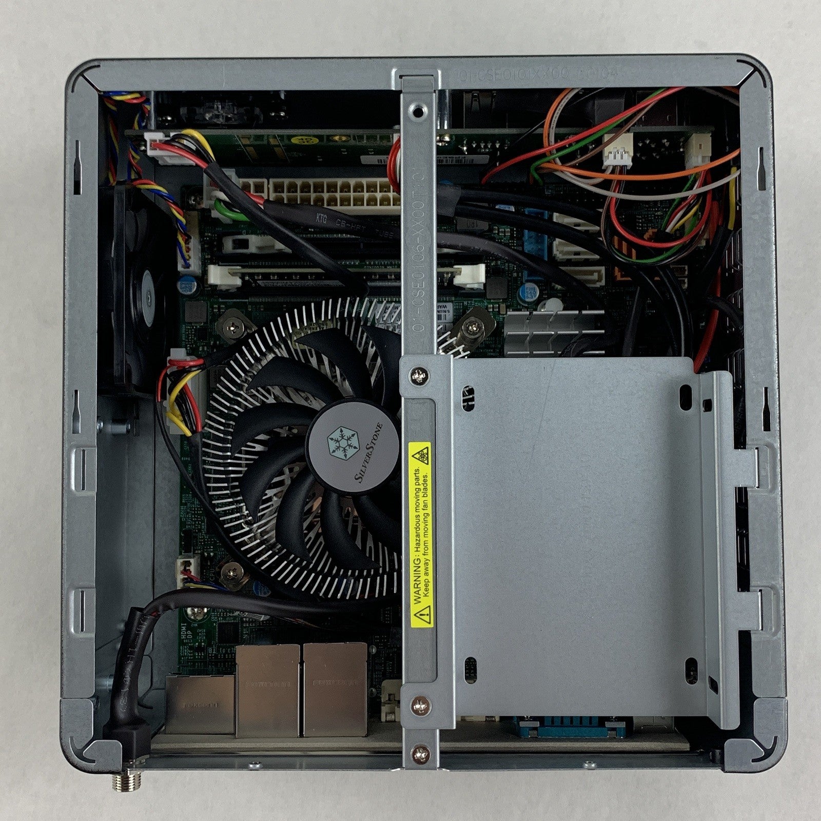 Supermicro Micro Desktop X11SSV-Q i5-7500 3.8 GHz 8 GB Ram No OS No HDD No AC