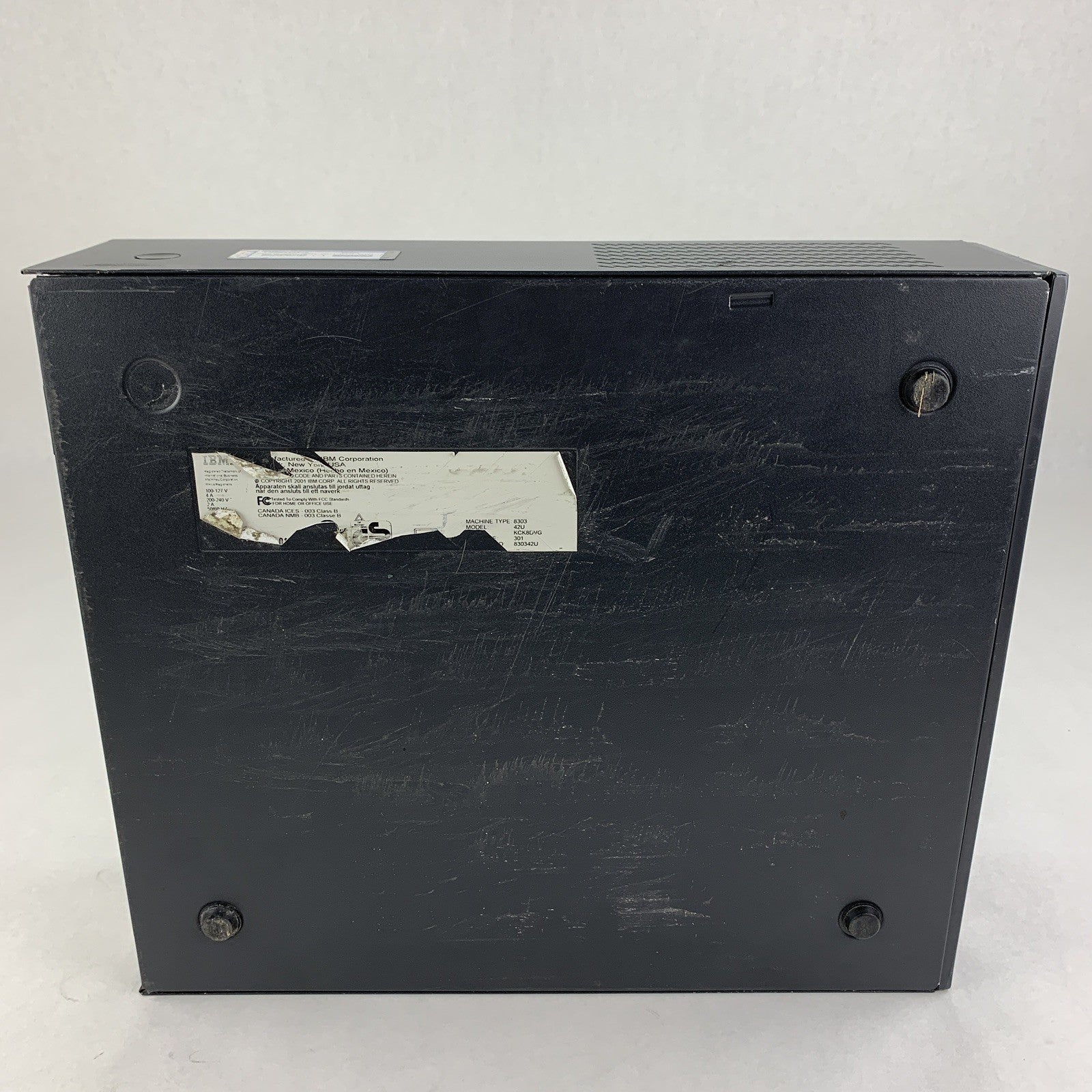 IBM Netvista 8303-42U Desktop Pentium 4 2.4 GHz 256 MB Win XP COA No OS No HDD
