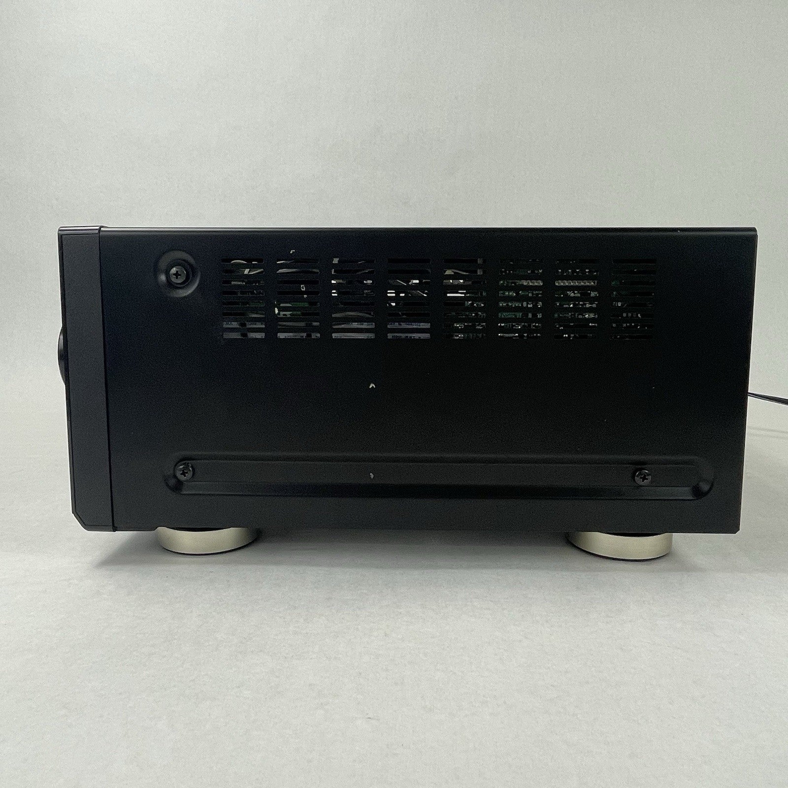 Pioneer VSX 821-K 5.1 Channel 110 Watt receiver No Remote
