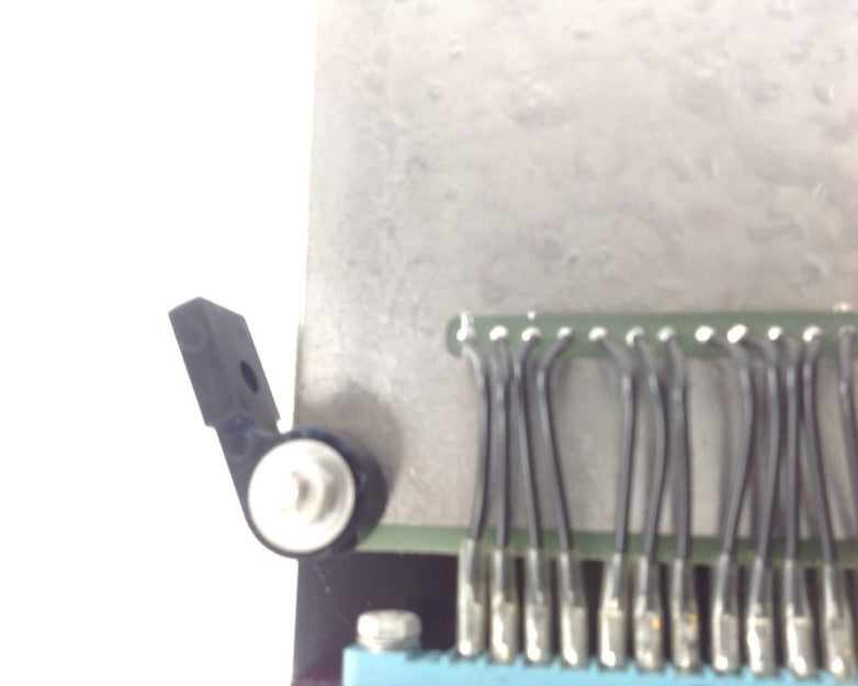 Beckman Extender Board Card 165720 22 Pin x 3, 66 Pins Total 000220-0079 7333E