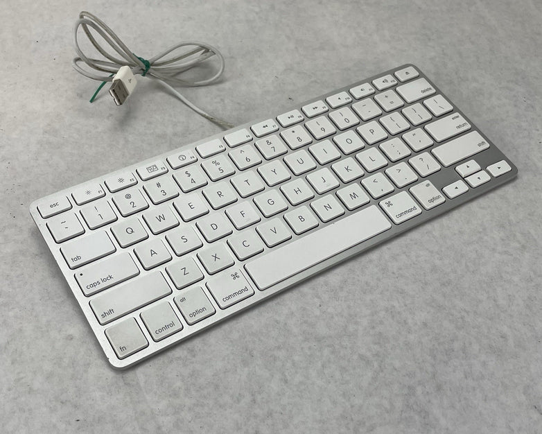 Apple A1242 Wired Keyboard English