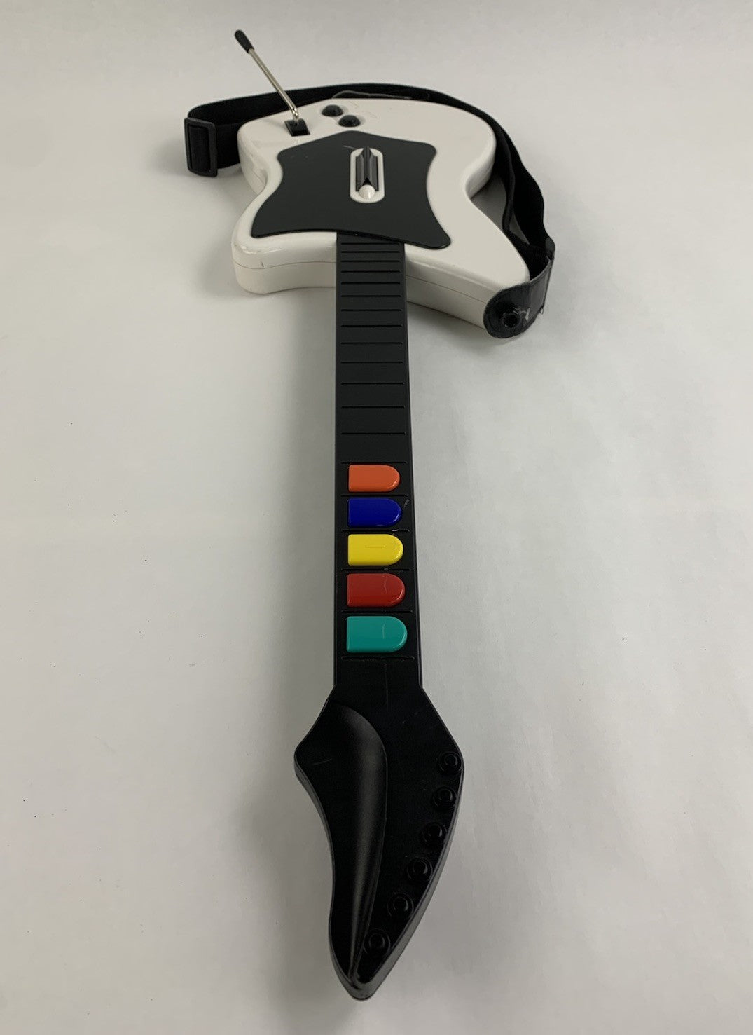RedOctane 95025 Guitar Hero Wireless Guitar White For Playstation 2 - No Dongle3