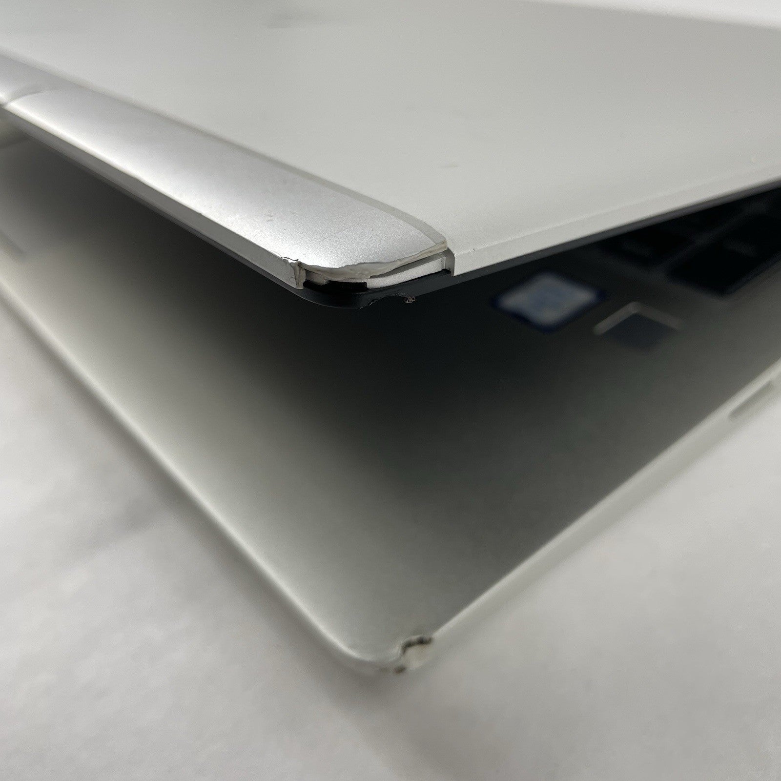 HP EliteBook 850 G6 15.6" i5-8365U 1.60 GHz 8 GB RAM No SSD/OS/AC - Corner5