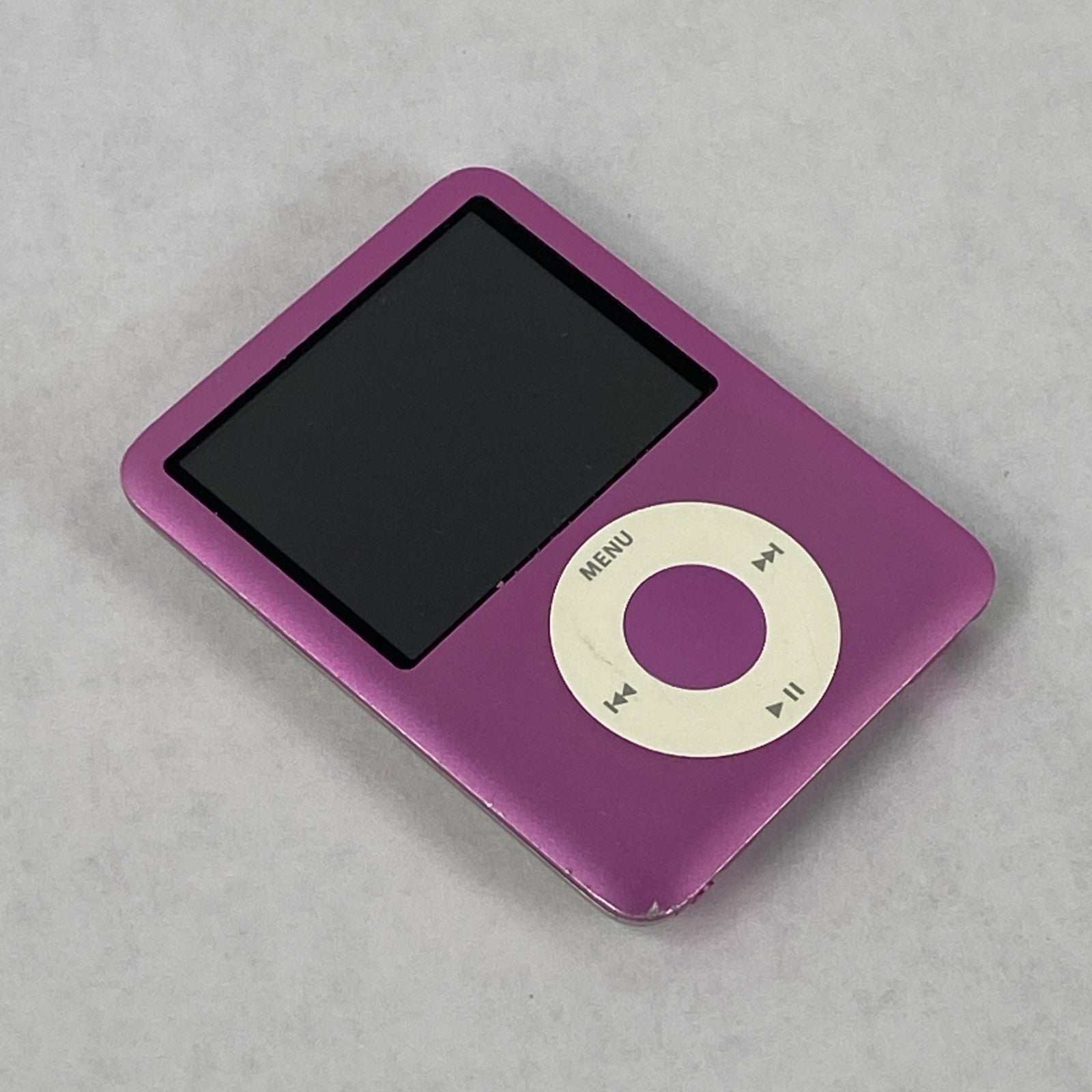 Apple iPod Nano 3rd Gen A1236 8GB Pink v1.1.32