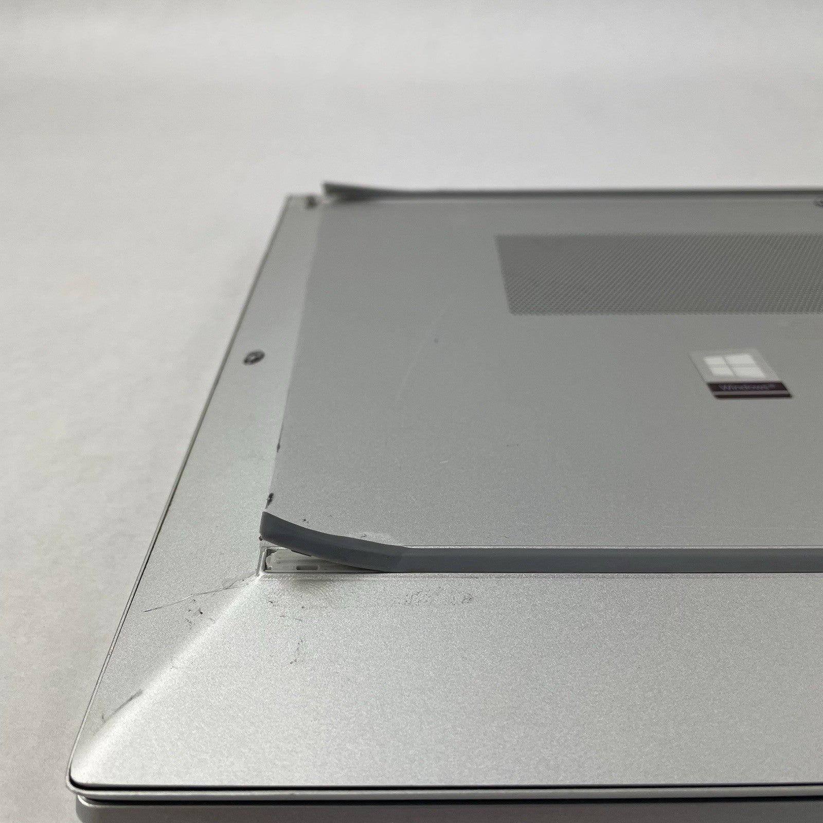 HP EliteBook 850 G8 15.6" i5-1145G7 2.60 GHz 8 GB RAM No SSD/OS/AC - READ16