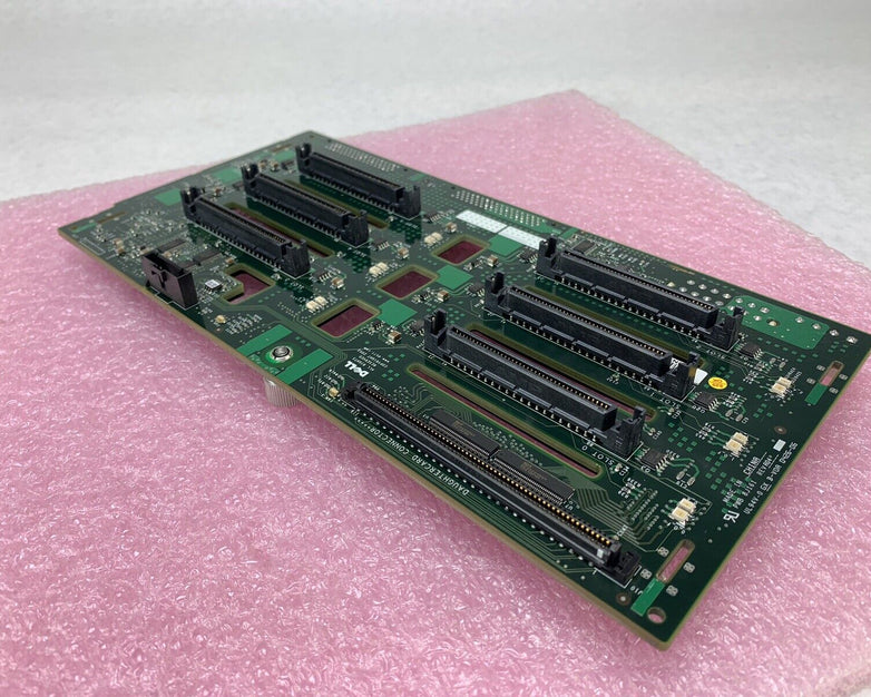 Dell PowerEdge 2600 Backplane R0225 REV A07