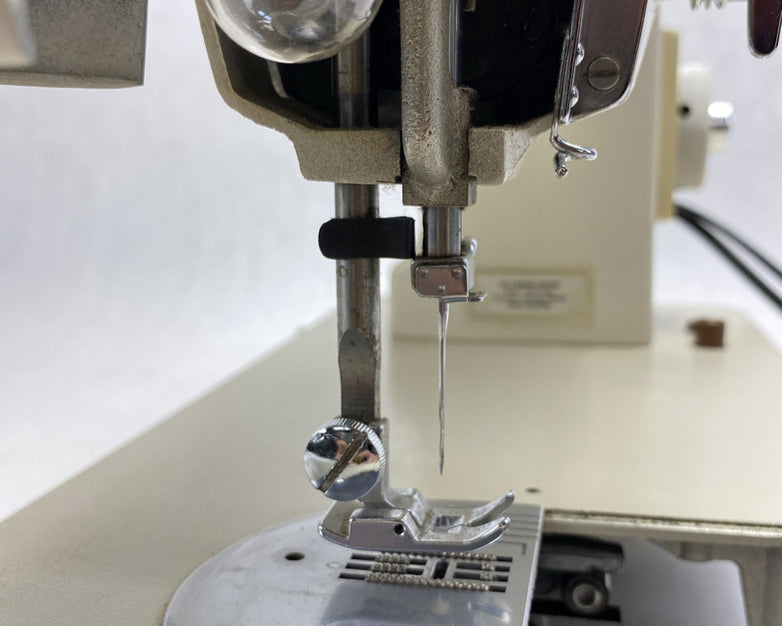 Vintage Morse Super Deluxe Zig Zag Model 5500 Sewing Machine