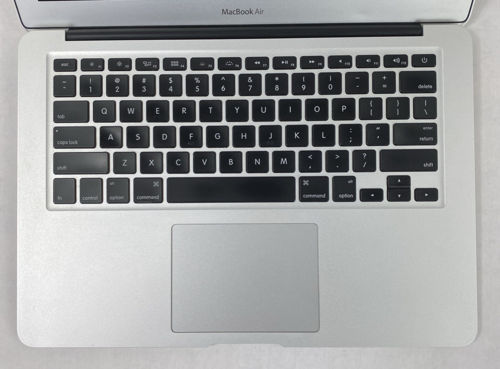 Apple A1369 MacBook Air 2011 13" 1.8Ghz i7 4GB RAM 250GB SSD os10.13.6 969Cycles