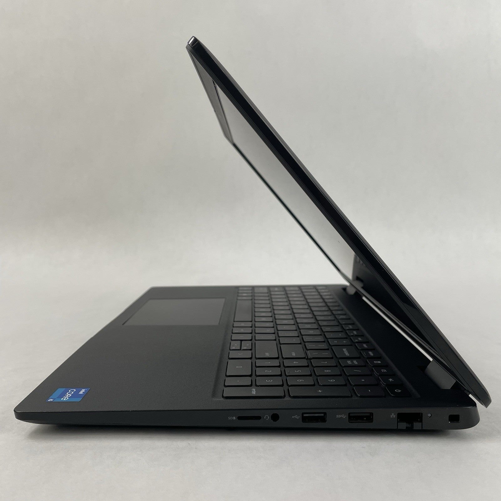 Dell Latitude 3520 15.6" i5-1145G7 2.60 GHz 8 GB RAM No SSD/OS/AC4