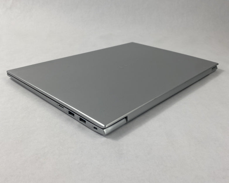 LG Gram 17Z90P-N.APS5U1 Intel Core i7-1165G7 2.8 GHz 16GB RAM 17" No SSD No OS