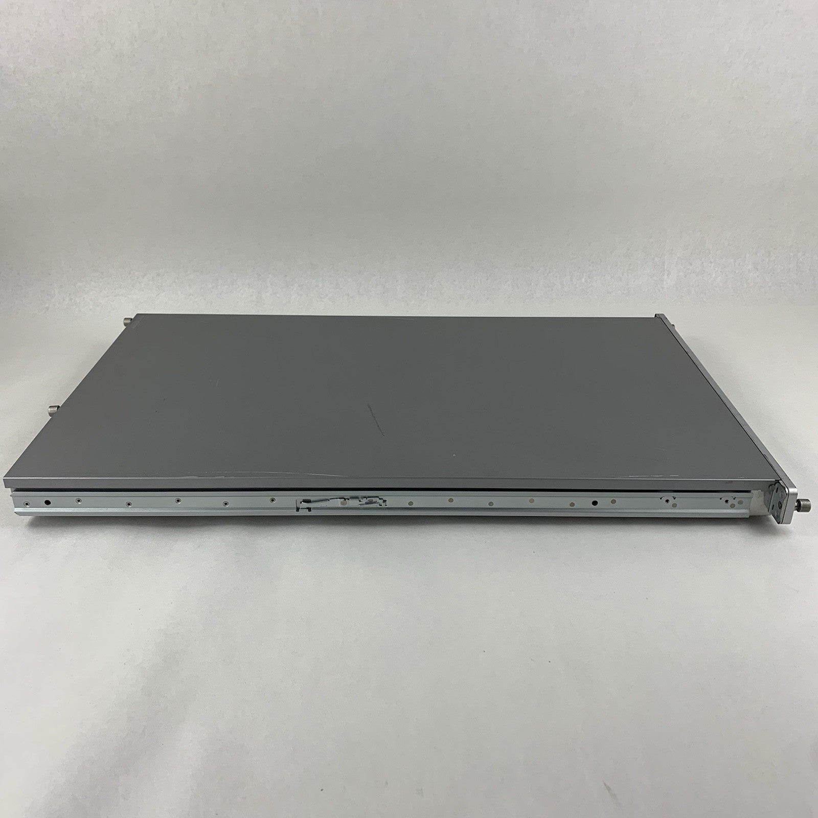 Apple A1279 XServe 2009 Server 2x Xeon E5520 2.26 GHz 24 GB Ram No OS No HDD5