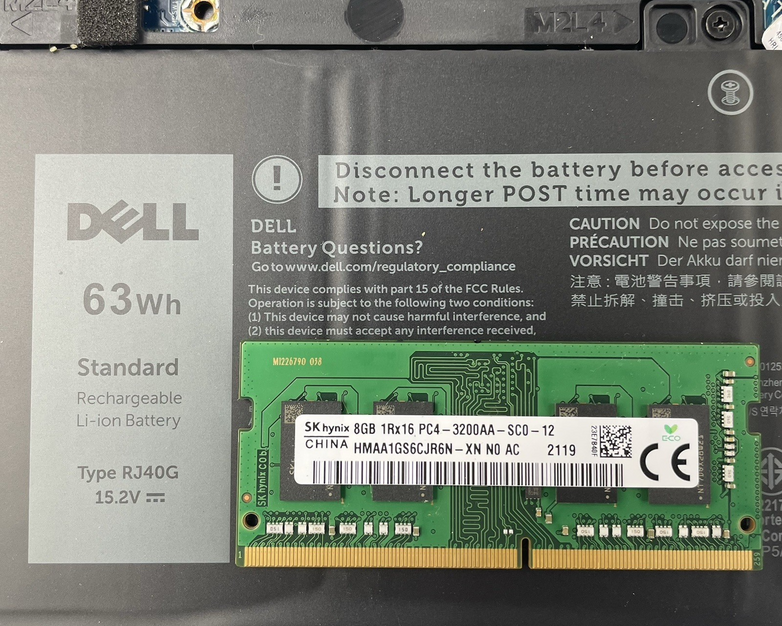 Dell Latitude 5520 15.6" i5-1135G7 2.40 GHz 8 GB RAM No SSD/OS/AC - Bad C-Port