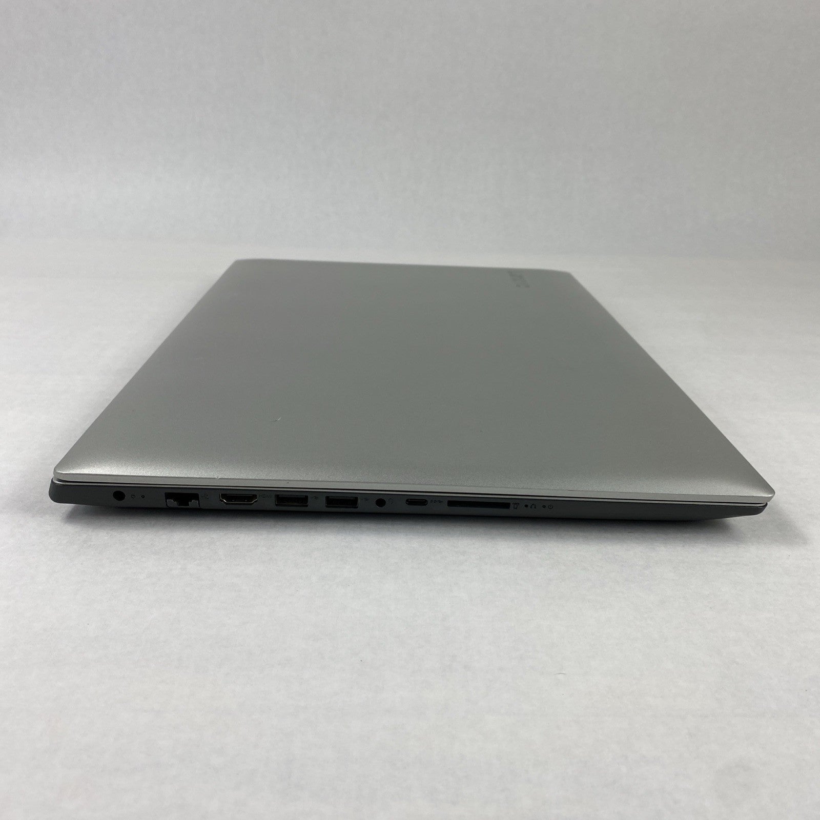 Lenovo IdeaPad 330-17IKB Core i7-8550U 1.80 GHz 16 GB RAM 17.3" No HDD No OS