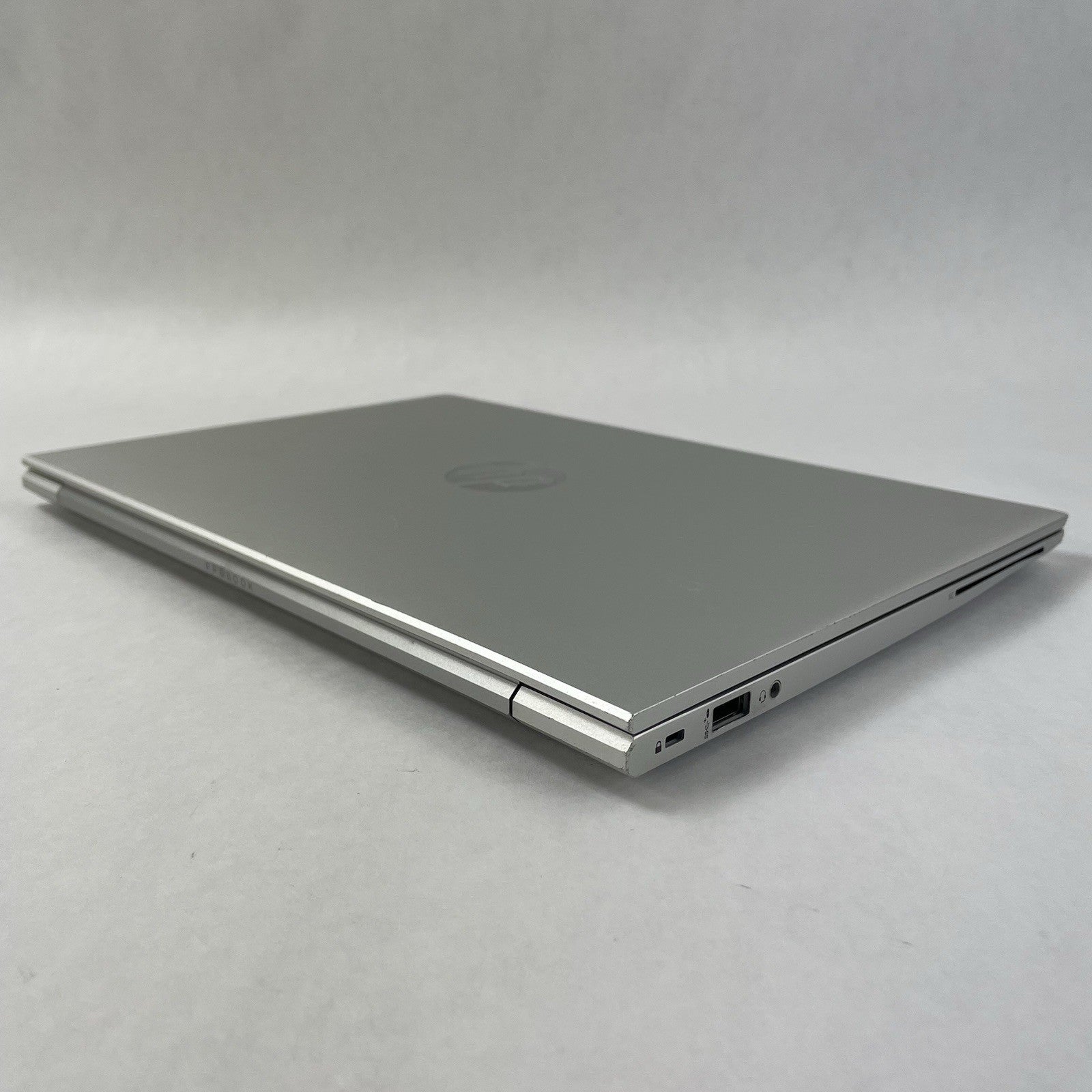 HP ProBook 630 G8 13.3" i7-1165G7 2.80 GHz 8 GB RAM No SSD/OS/AC - Dents11